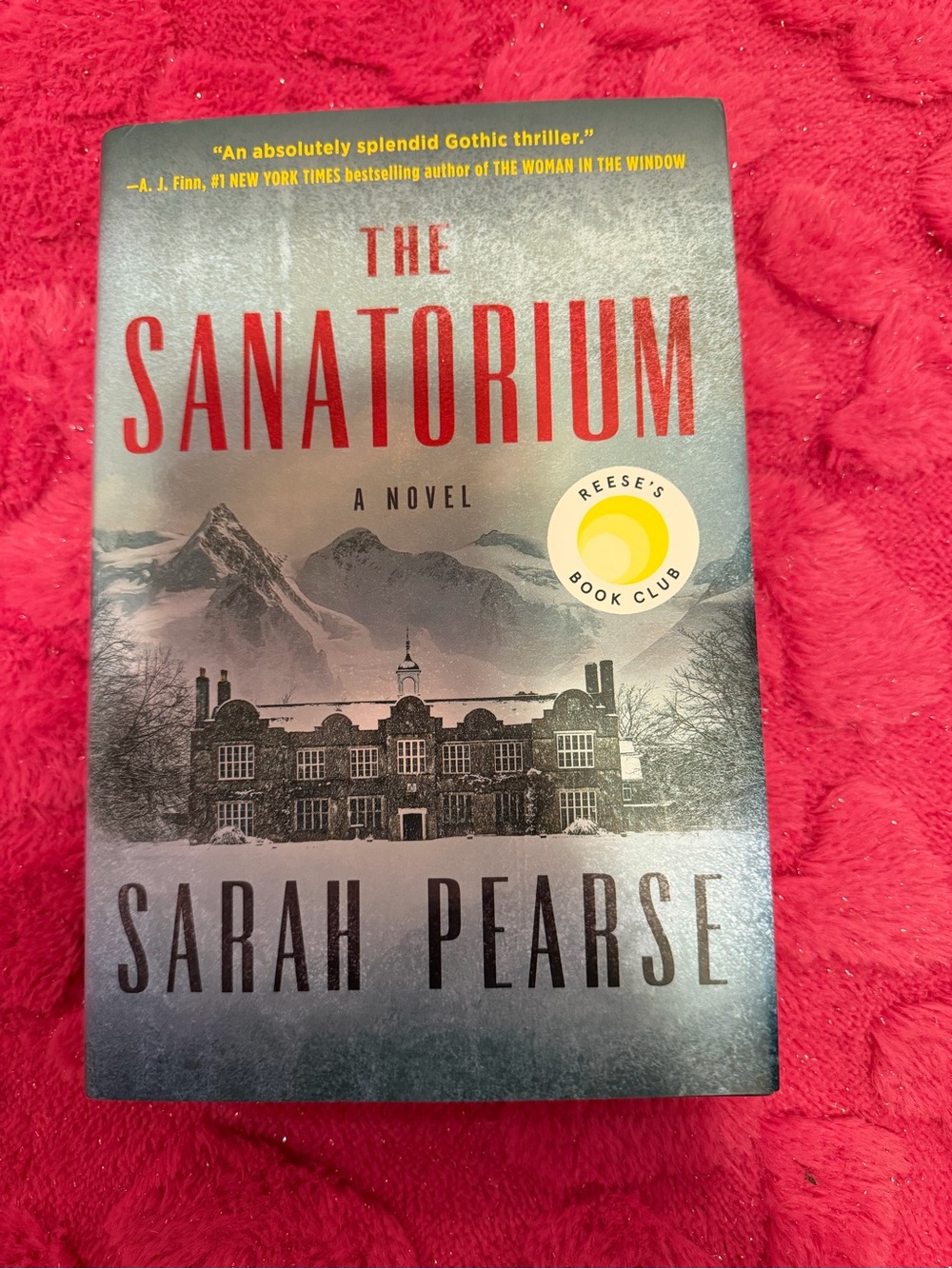 The Sanatorium by Sarah Pearse - Hardcover